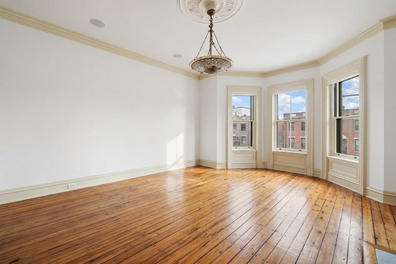 Single Family Residence at 381 Beacon Street, Boston MA 02116, photo 9 of 21