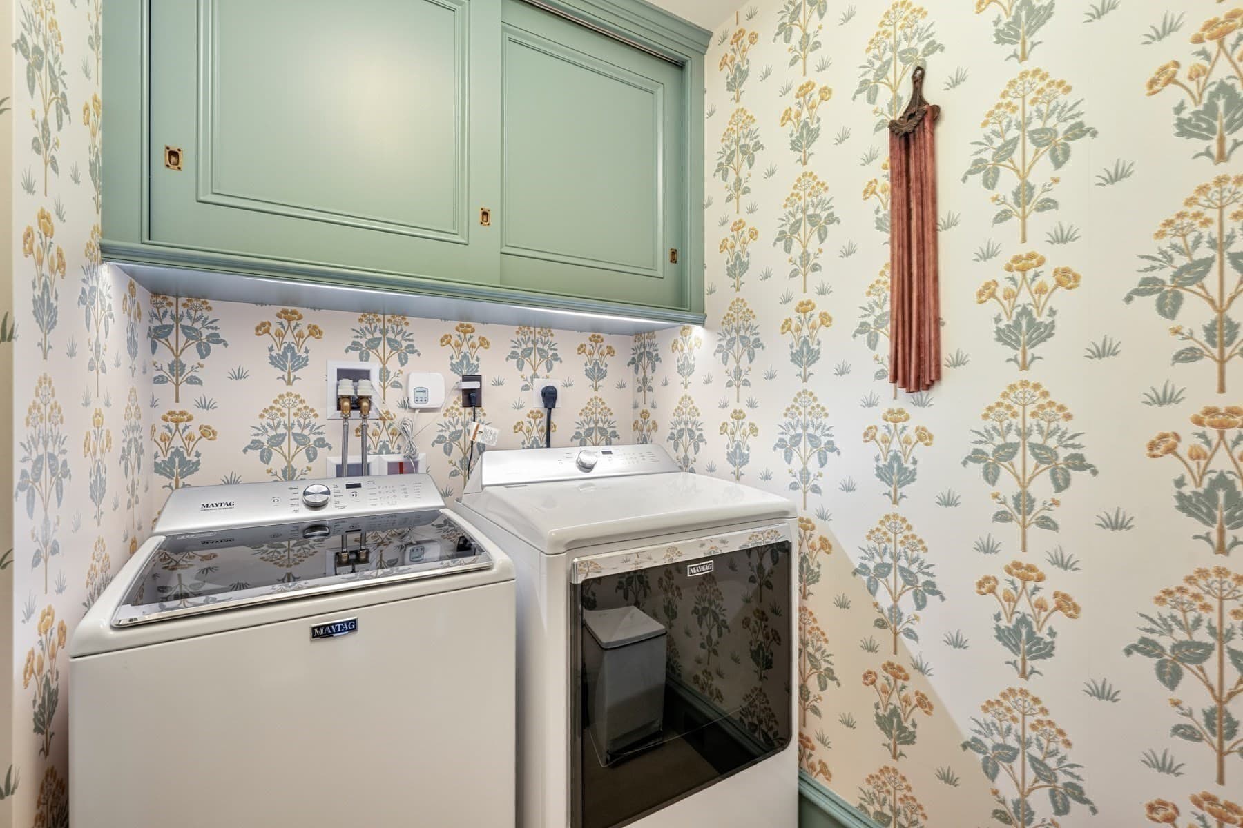 Single Family Residence at 381 Beacon Street, Boston MA 02116, photo 15 of 21