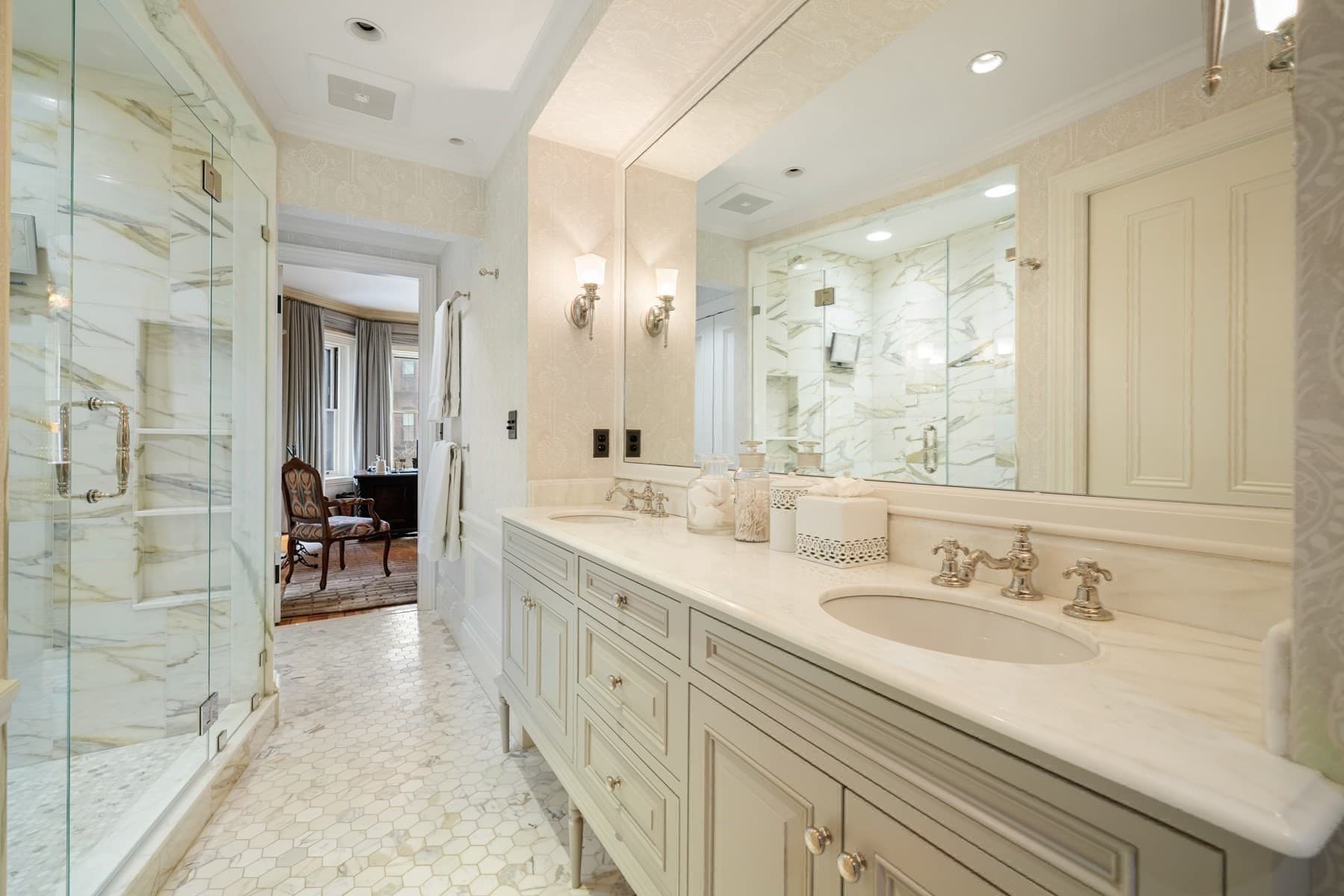 Single Family Residence at 381 Beacon Street, Boston MA 02116, photo 11 of 21