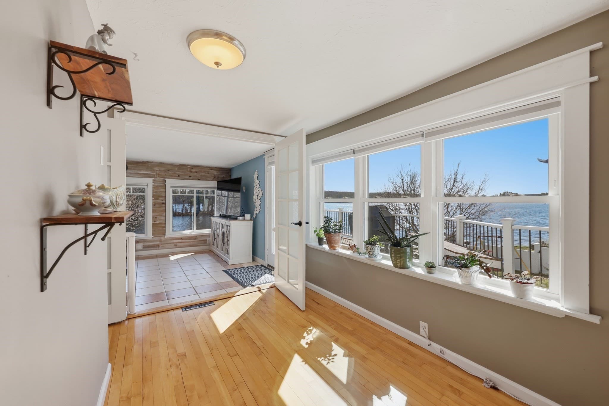 Single Family Residence at 51 Spring Street, Lunenburg MA 01462, photo 14 of 42