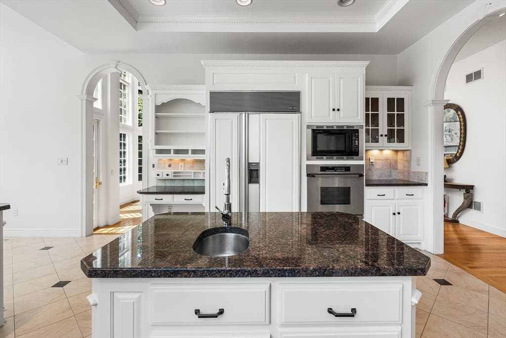 8 Stratford Way, Lincoln MA 01773 photo 9