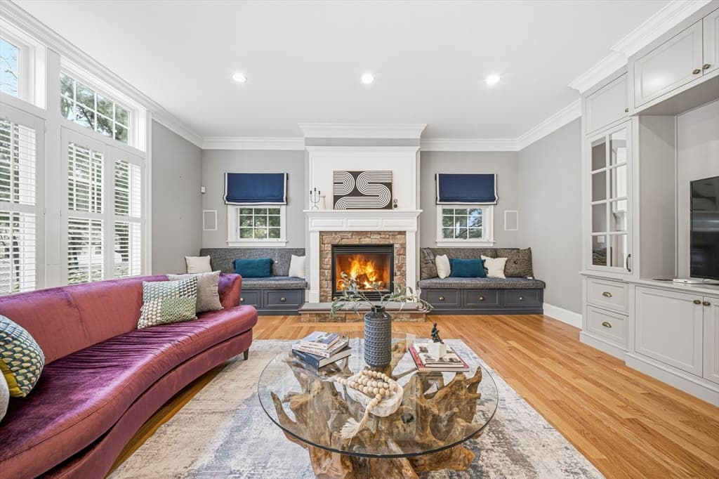 24 Normandy Rd, Lexington MA 02421