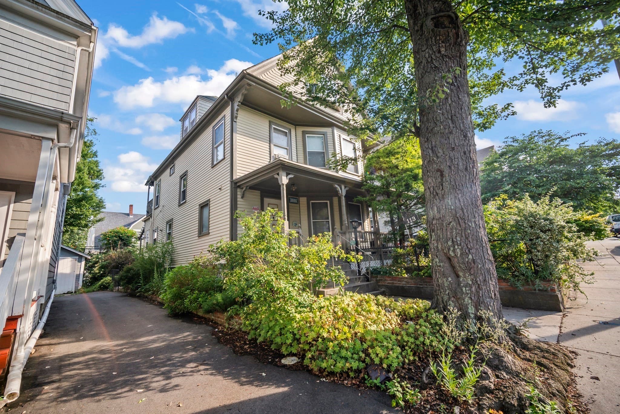 Single Family Residence at 113 Dakota, Boston MA 02124, Boston, photo 2 of 26