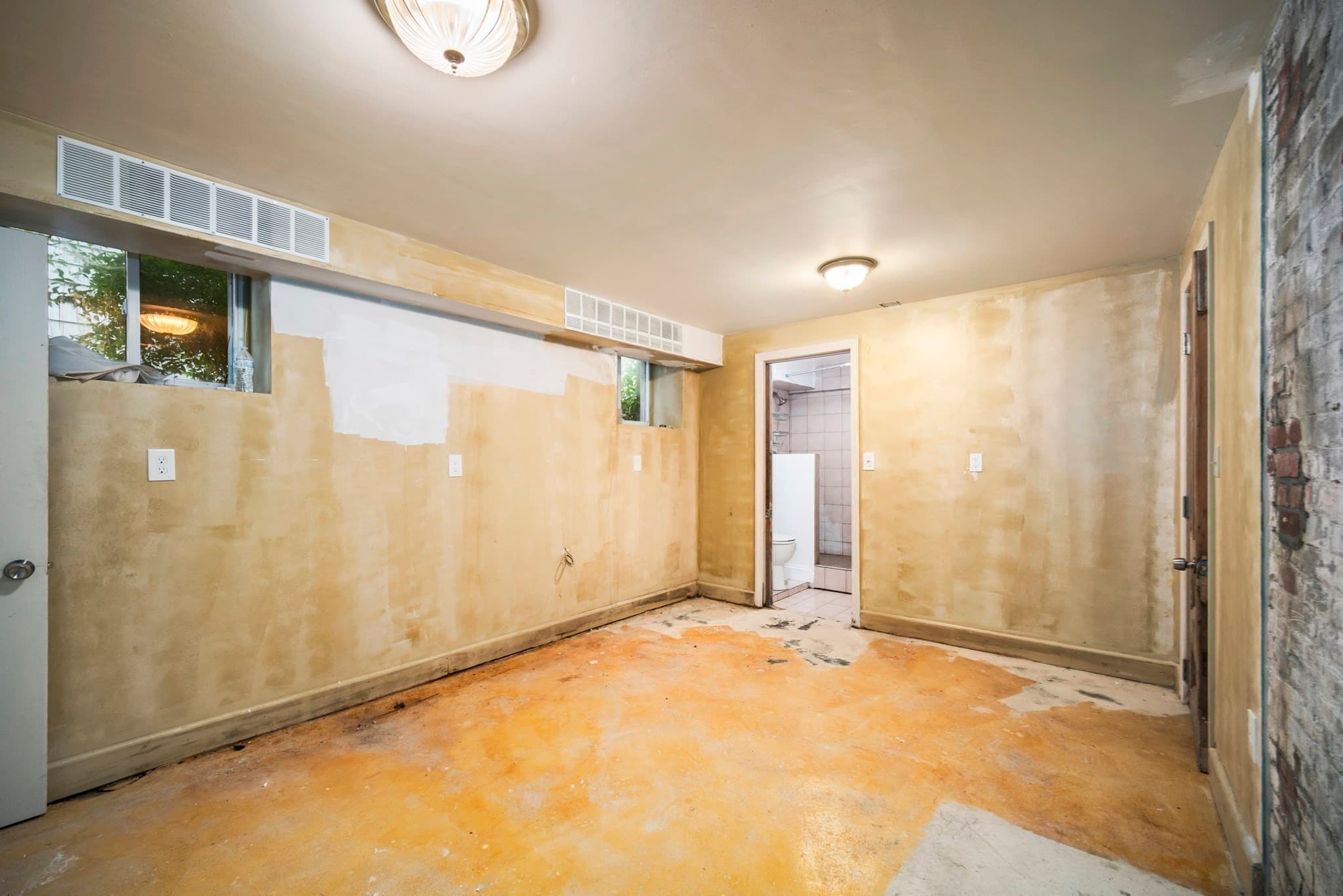 Single Family Residence at 113 Dakota, Boston MA 02124, Boston, photo 22 of 26