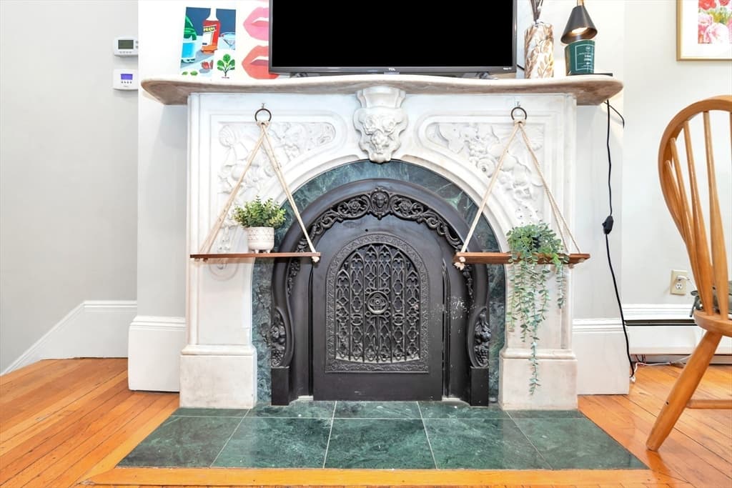 Condominium at 32 E Springfield St # 1, Boston MA 02118, photo 4 of 16