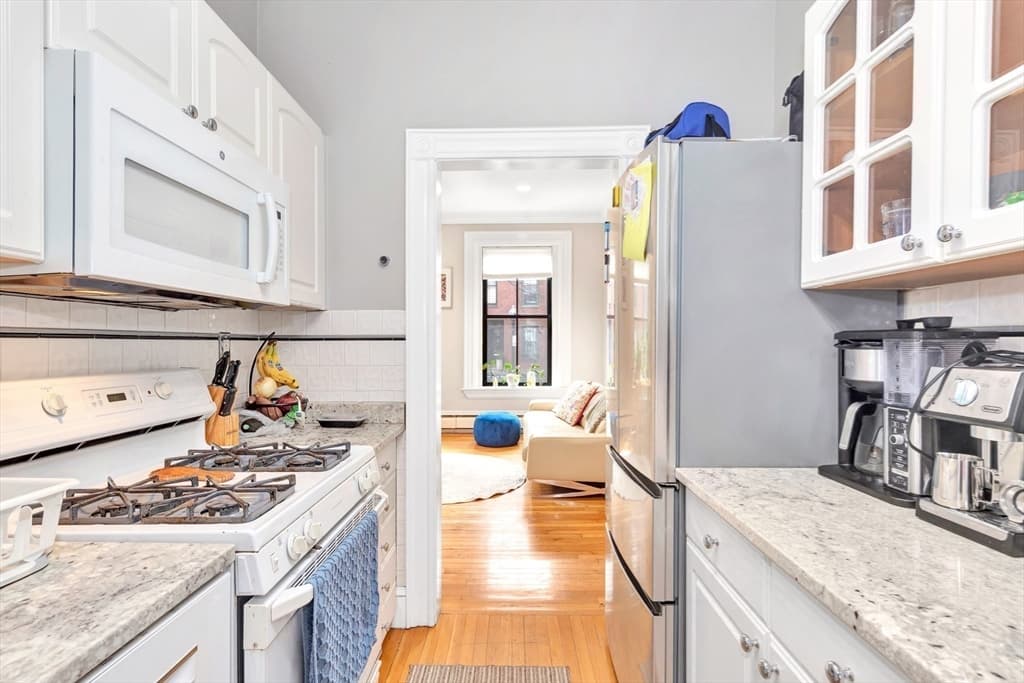 Condominium at 32 E Springfield St # 1, Boston MA 02118, photo 8 of 16