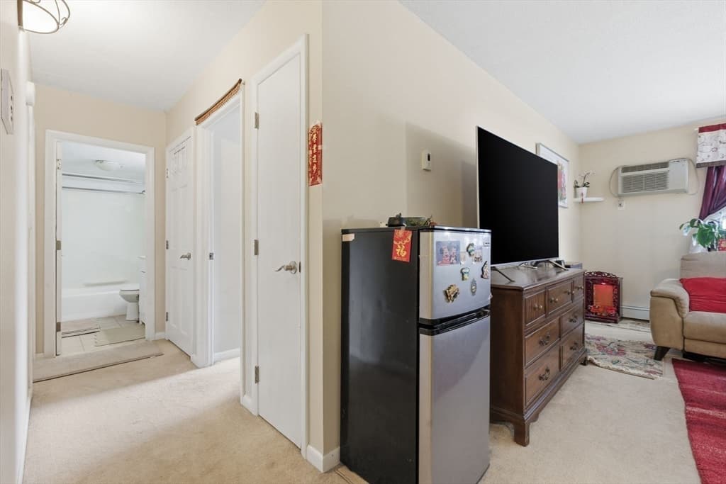 164 Galen St # 15, Watertown MA 02472 photo 10