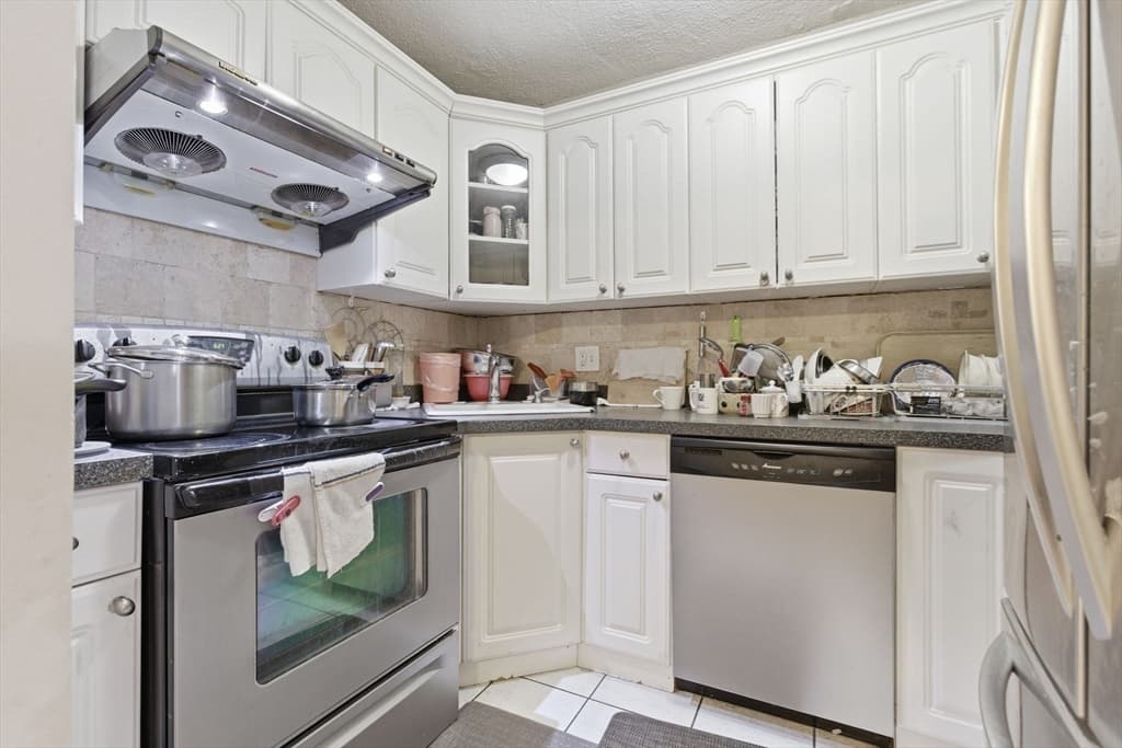164 Galen St # 15, Watertown MA 02472 photo 8