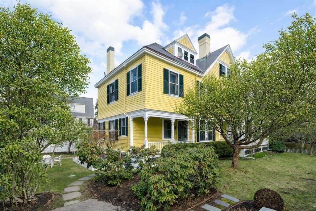 6 Mercer Circle, Cambridge MA 02138 photo 2
