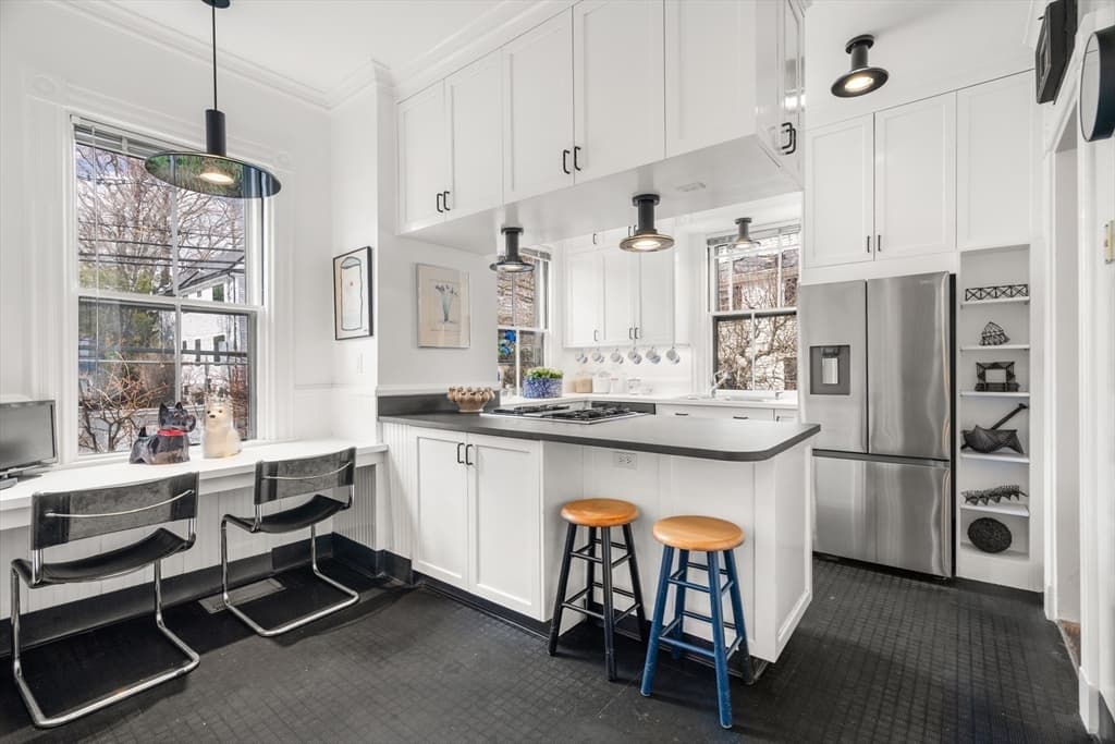 6 Mercer Circle, Cambridge MA 02138 photo 14