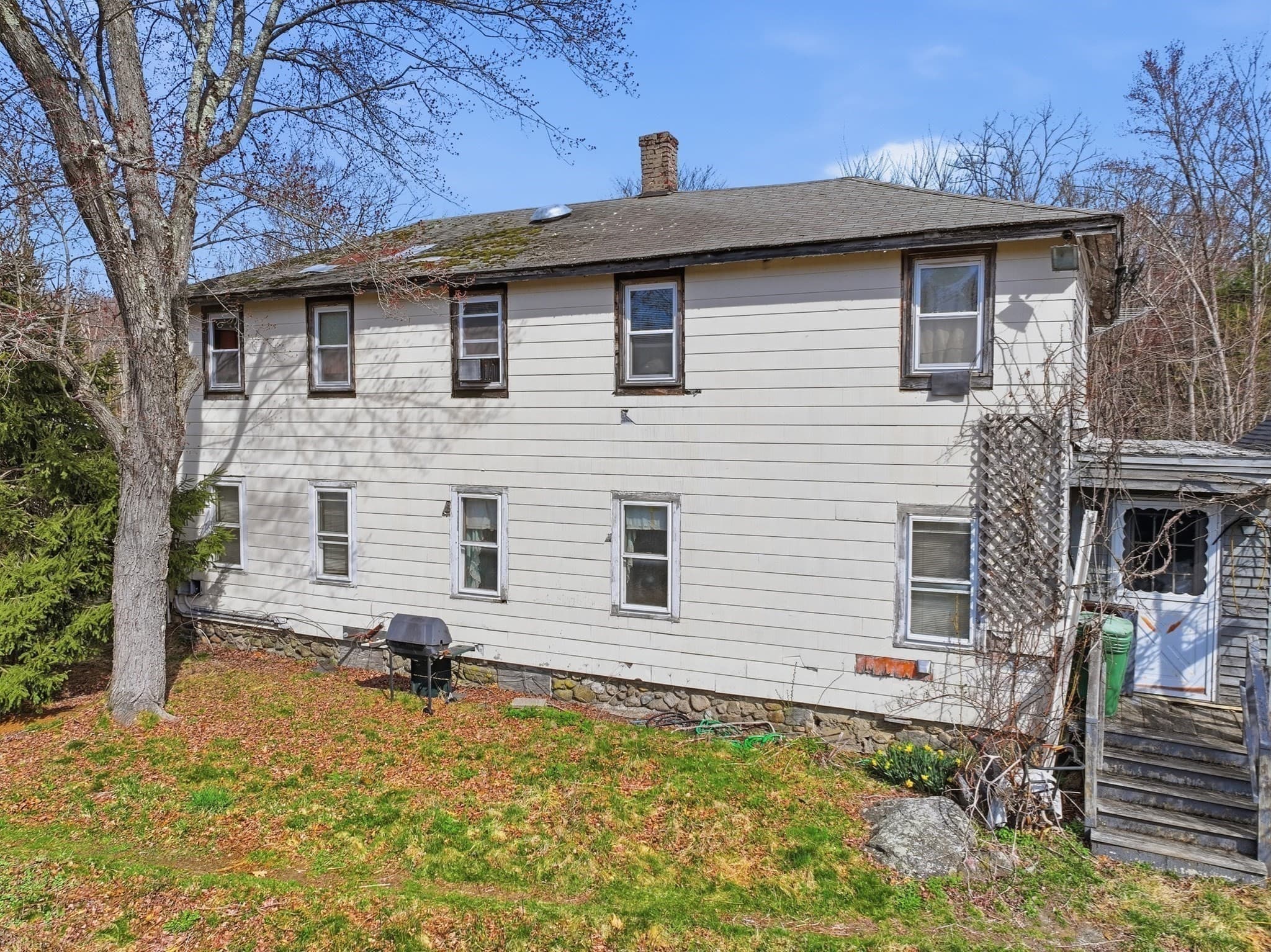 2 Family - 2 Units Up/Down at 22 Wildwood Rd, Millbury MA 01527, photo 29 of 33
