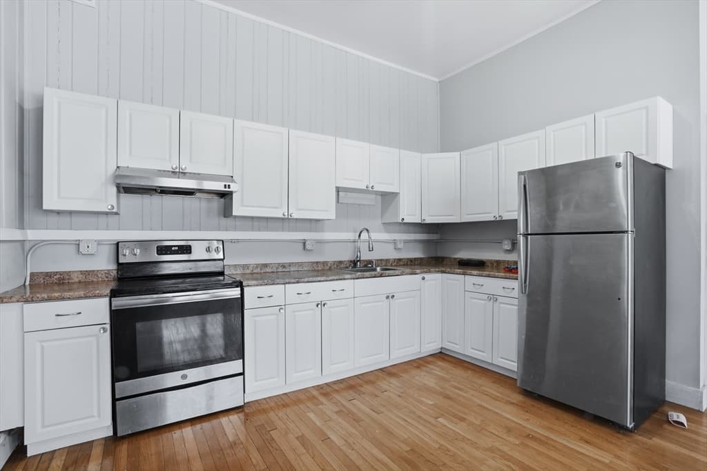 Commercial Sale at 632 Fall River Ave, Seekonk MA 02771, photo 3 of 42
