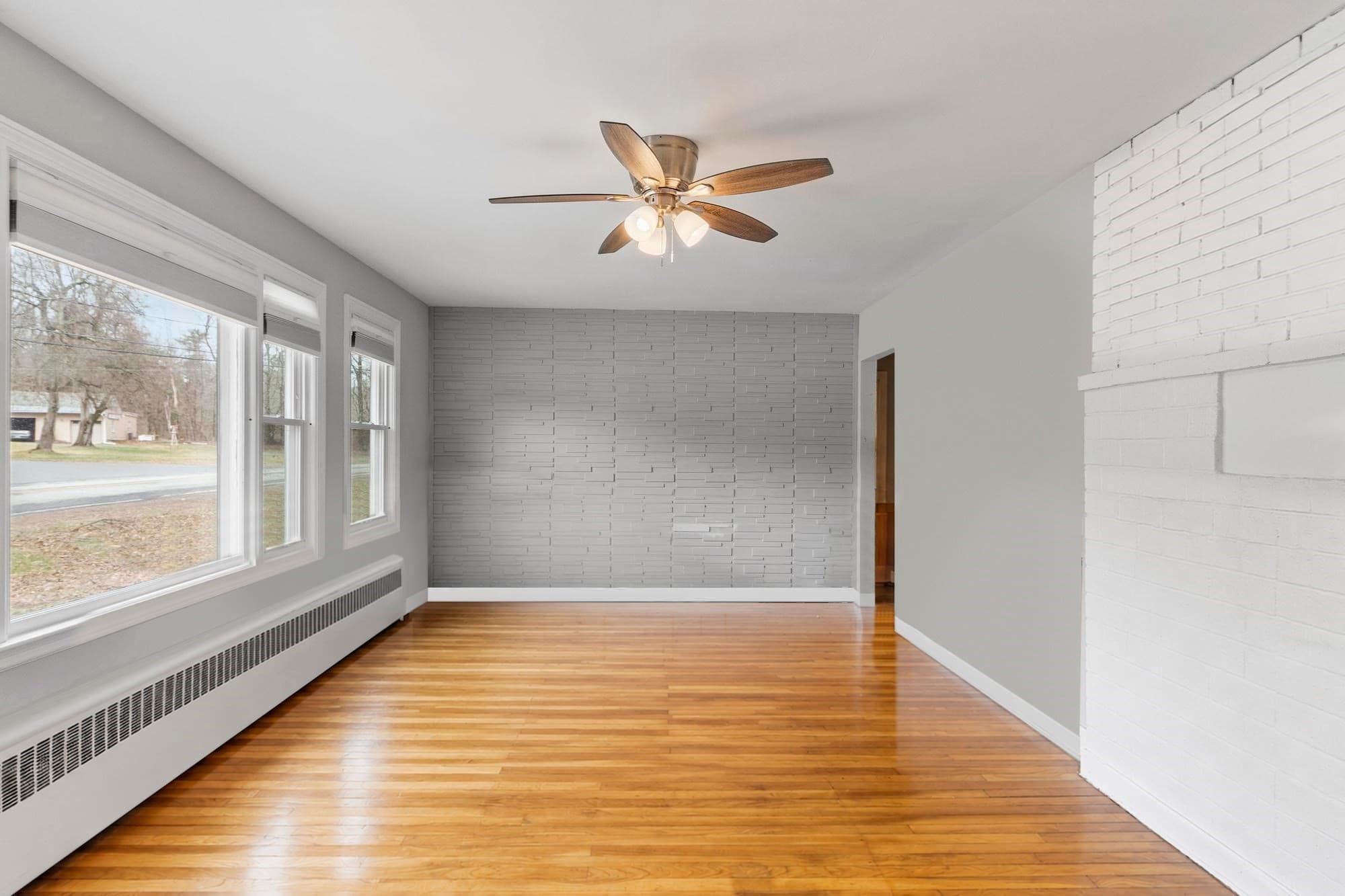 Single Family Residence at 184 Fitchburg Rd, Townsend MA 01469, Townsend, photo 13 of 28