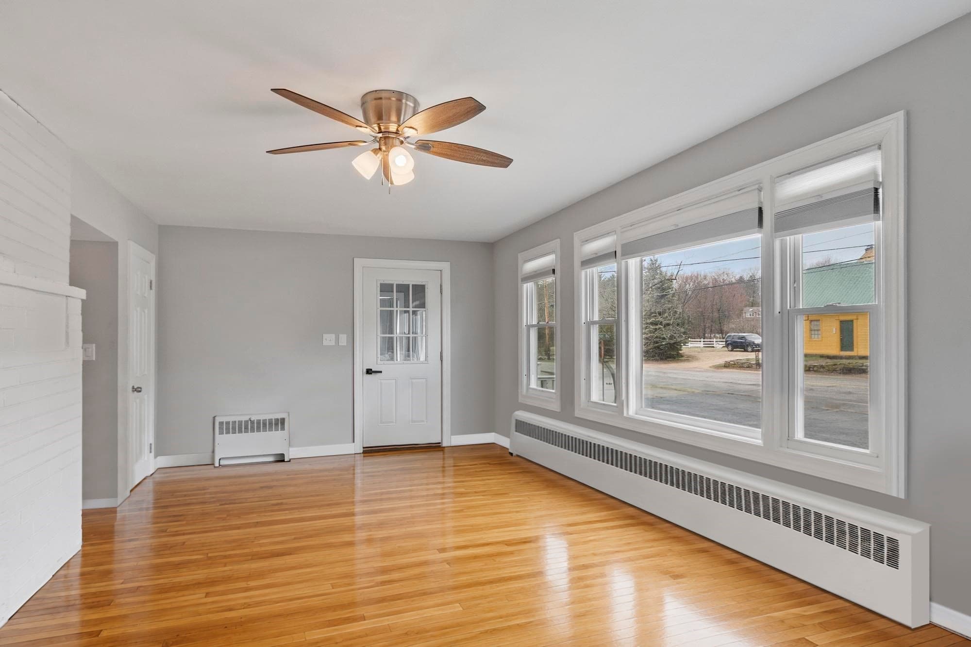 Single Family Residence at 184 Fitchburg Rd, Townsend MA 01469, Townsend, photo 11 of 28