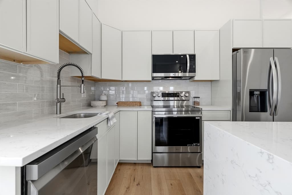 Condominium at 79R Sheridan Street # 3, Boston MA 02130, photo 3 of 31