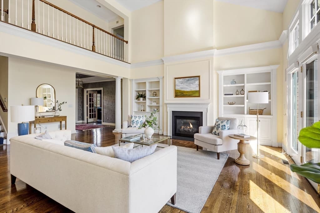 Single Family Residence at 71 Clubhouse Drive # 71, Hingham MA 02043, photo 5 of 32