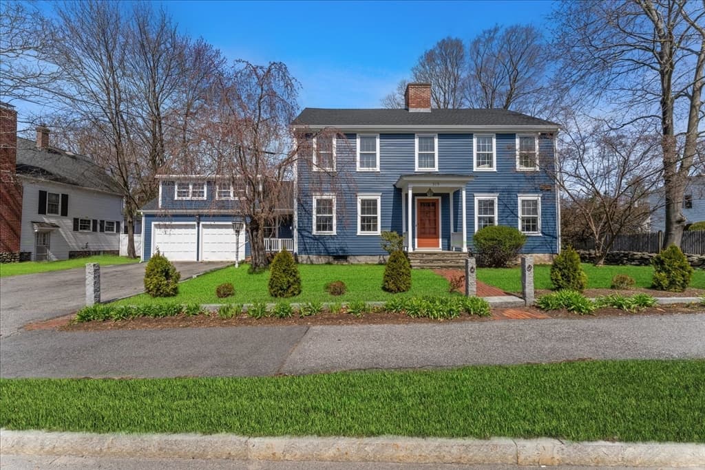 Single Family Residence at 515 Main St, Shrewsbury MA 01545, photo 2 of 42
