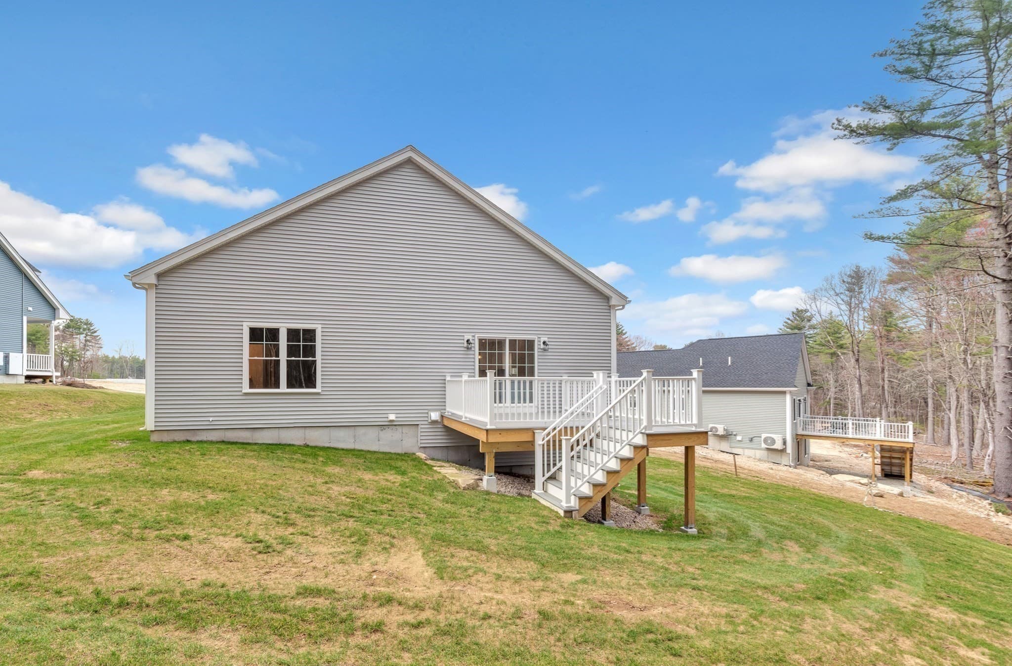 Condominium at 7 Boot Shop Road # 7, Upton MA 01568, photo 36 of 41