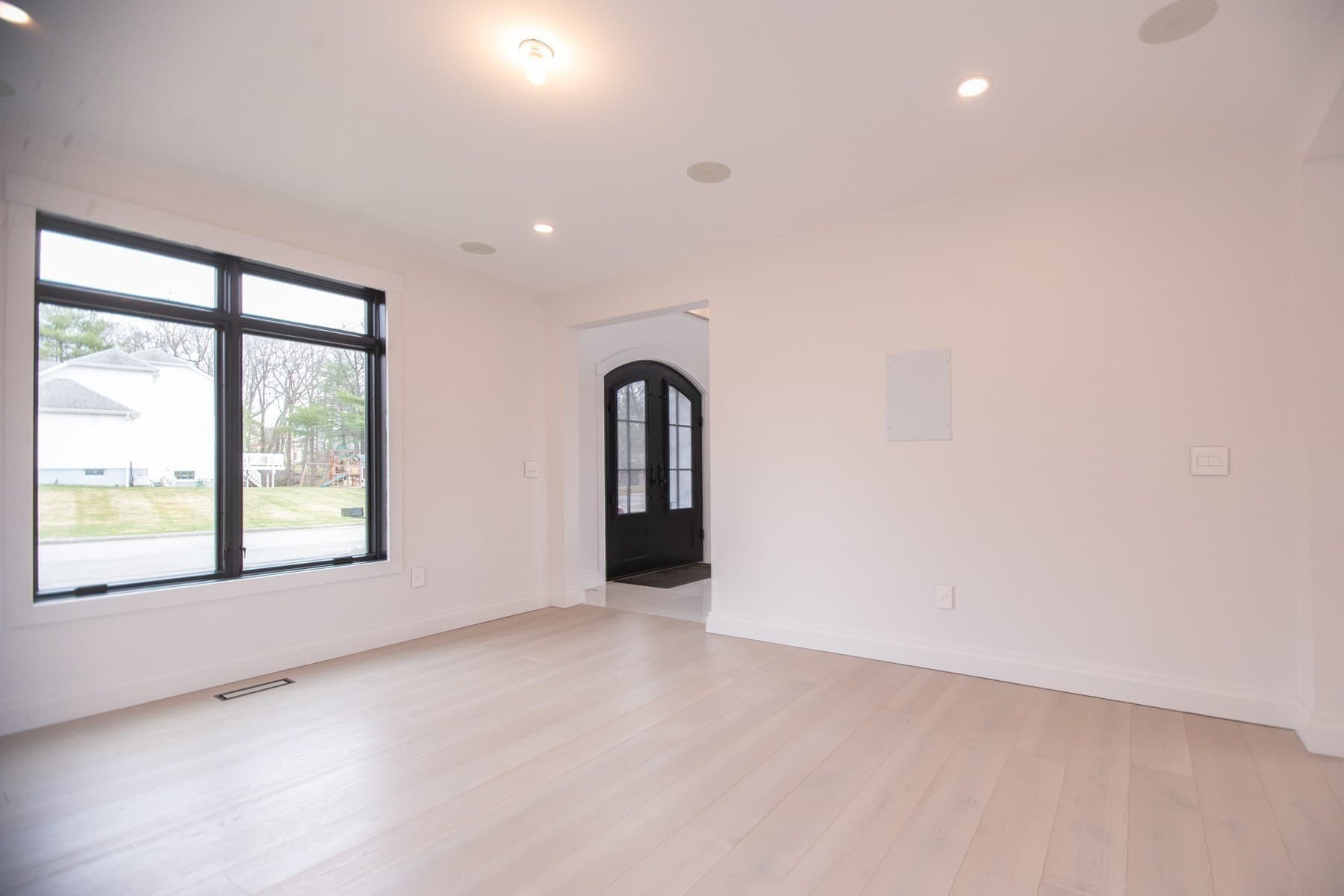 Single Family Residence at 12 Gianna Drive, Saugus MA 01906, Saugus, photo 12 of 42