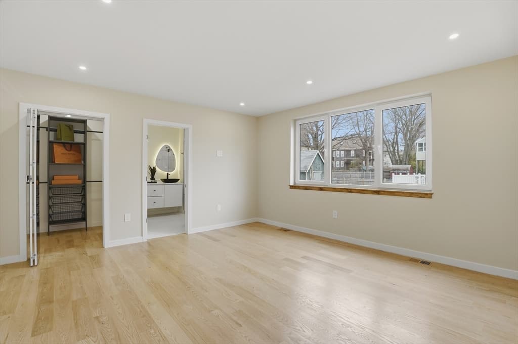 2 Family - 2 Units Up/Down at 8-10 Purvis Street, Watertown MA 02472, Watertown, photo 10 of 42