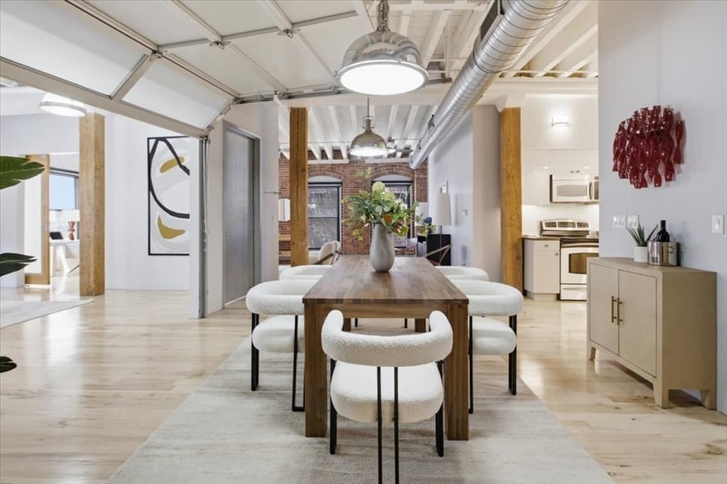 Condominium at 111 Beach St # 3E, Boston MA 02111, photo 2 of 40