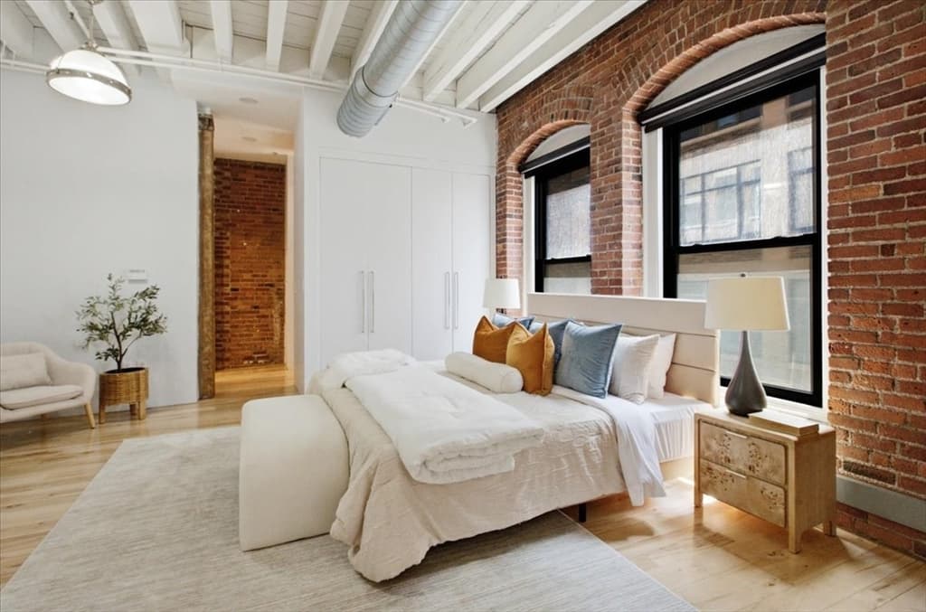 Condominium at 111 Beach St # 3E, Boston MA 02111, photo 22 of 40
