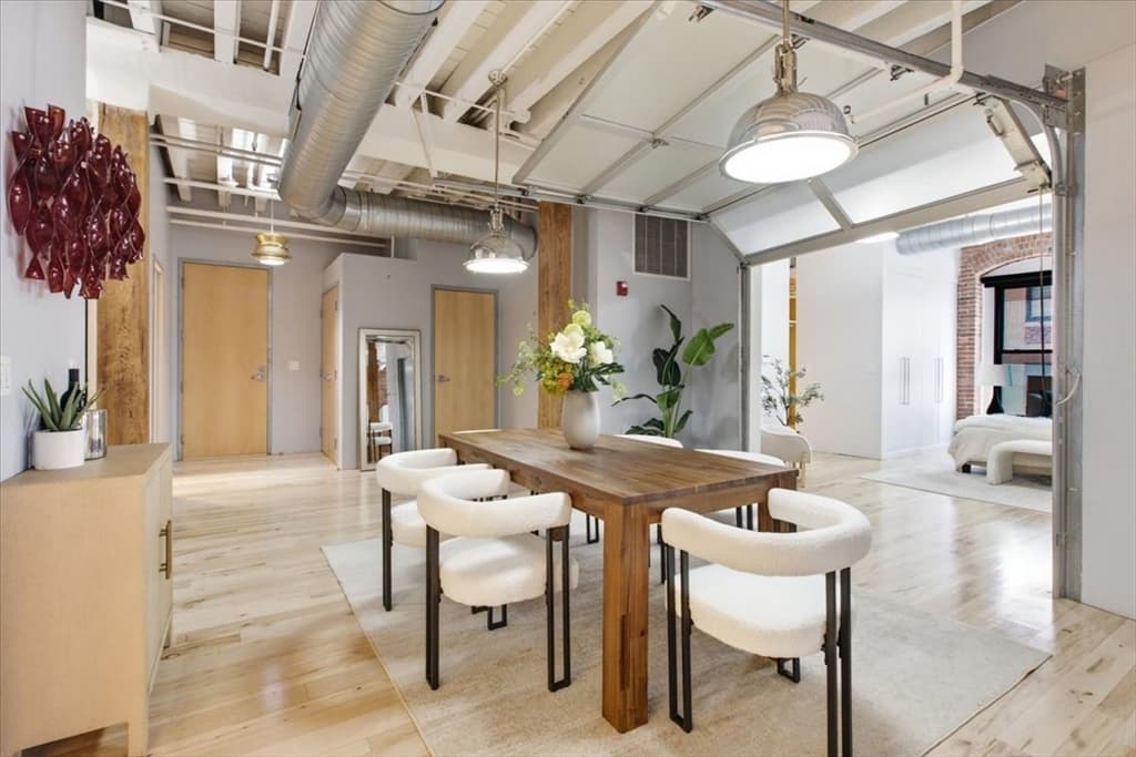 Condominium at 111 Beach St # 3E, Boston MA 02111, photo 3 of 40