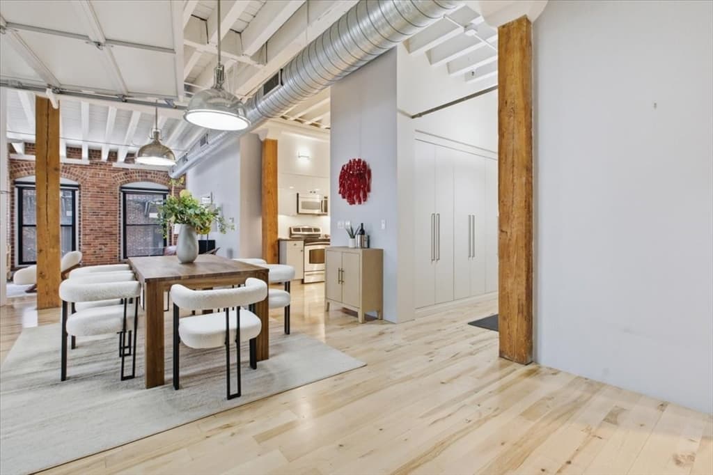 Condominium at 111 Beach St # 3E, Boston MA 02111, photo 38 of 40