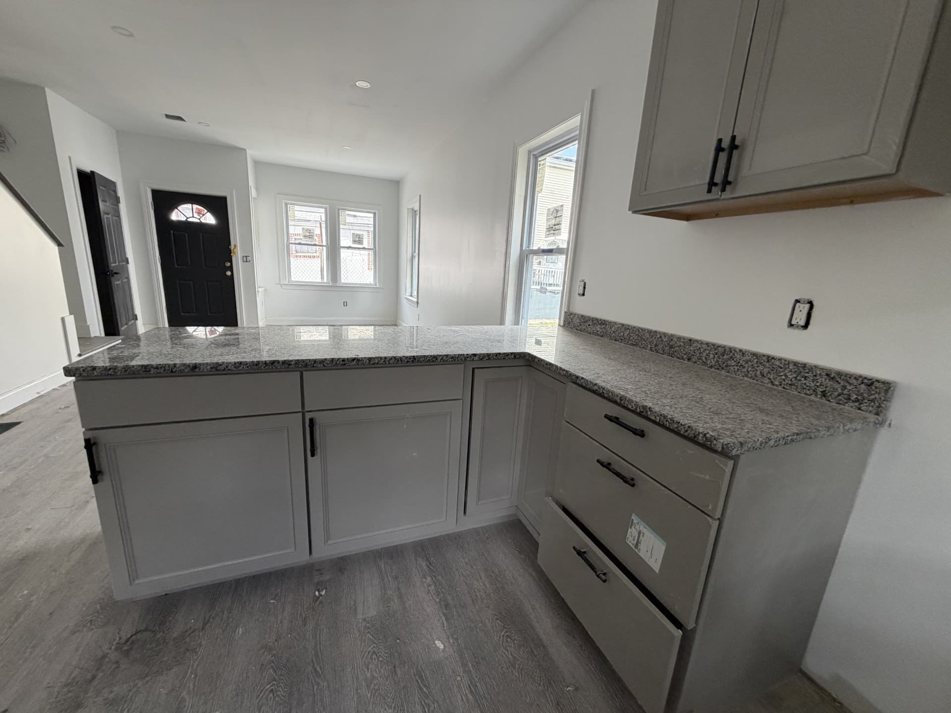 Duplex at 7 Parkway St, Boston MA 02124, Boston, photo 8 of 39