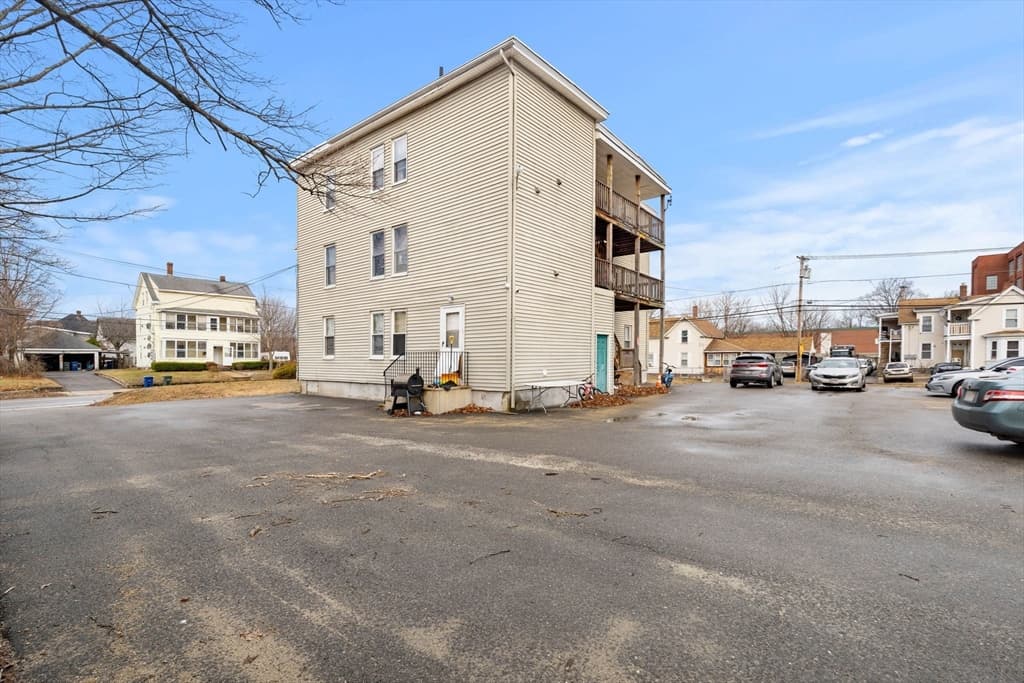 45 Laurel St, Leominster MA 01453 photo 15