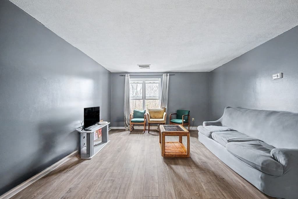 Condominium at 35 Longworth Avenue # 12, Brockton MA 02301, Brockton, photo 6 of 21