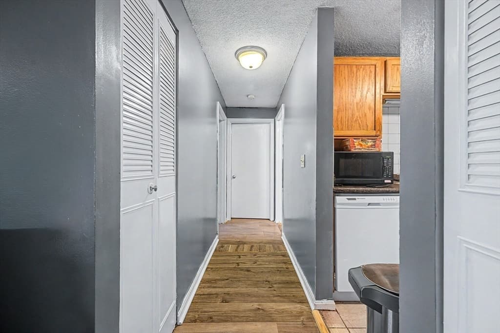 Condominium at 35 Longworth Avenue # 12, Brockton MA 02301, Brockton, photo 11 of 21