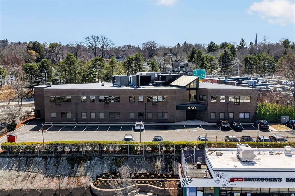 Commercial Sale at 450 Lexington St # 204, Newton MA 02466, Newton, photo 2 of 10