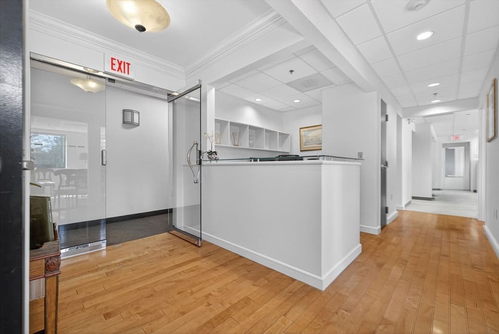 Commercial Sale at 450 Lexington St # 204, Newton MA 02466, Newton, photo 7 of 10