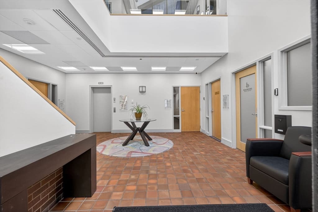 Commercial Sale at 450 Lexington St # 204, Newton MA 02466, Newton, photo 5 of 10