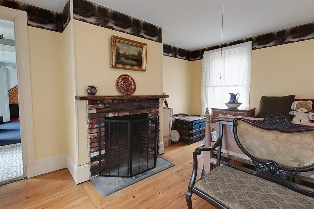 Single Family Residence at 90 Arbor St, Lunenburg MA 01462, photo 23 of 36