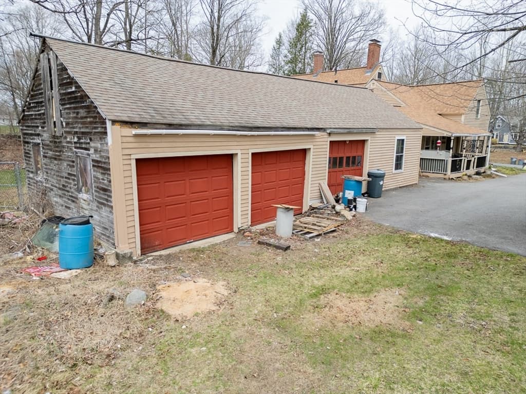 Single Family Residence at 90 Arbor St, Lunenburg MA 01462, photo 26 of 36