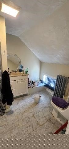4 Family at 609 Cherry St, Fall River MA 02720, photo 9 of 18