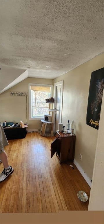 4 Family at 609 Cherry St, Fall River MA 02720, photo 11 of 18