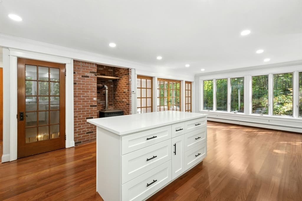 Single Family Residence at 184 Old Bolton Rd, Stow MA 01775, Stow, photo 4 of 39