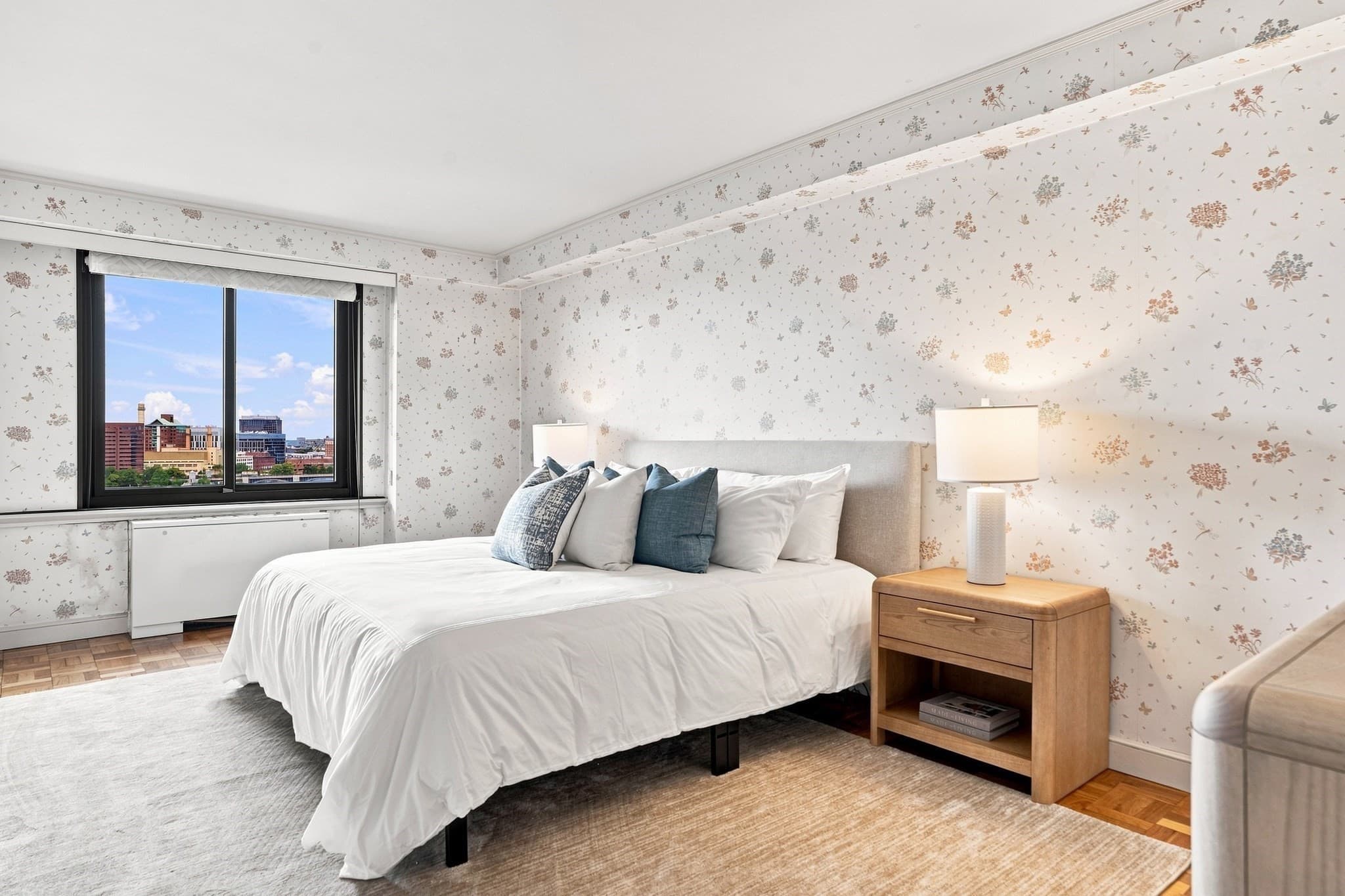 Condominium at 180 Beacon Street, Boston MA 02116, photo 32 of 42