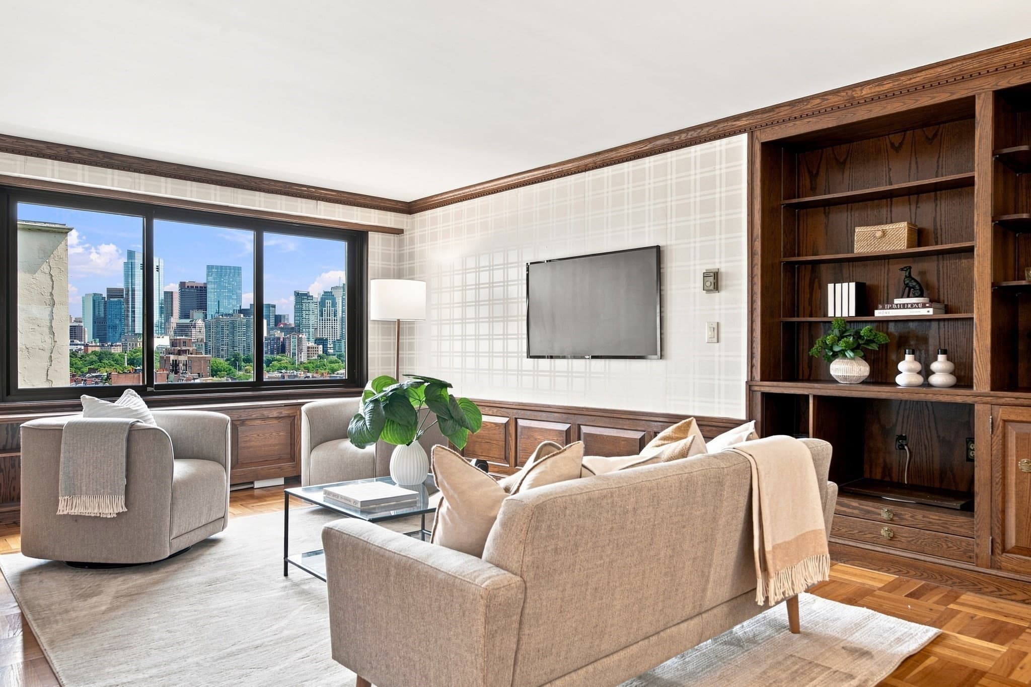 Condominium at 180 Beacon Street, Boston MA 02116, photo 24 of 42
