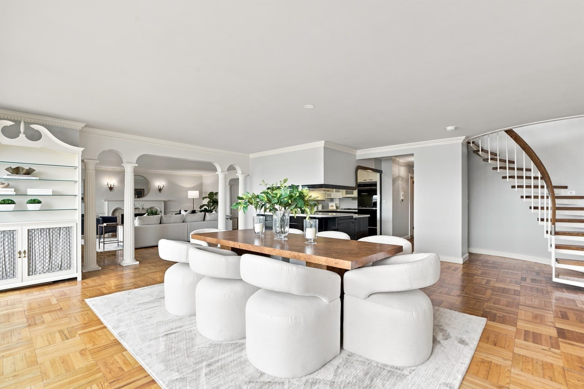 Condominium at 180 Beacon Street, Boston MA 02116, photo 10 of 42