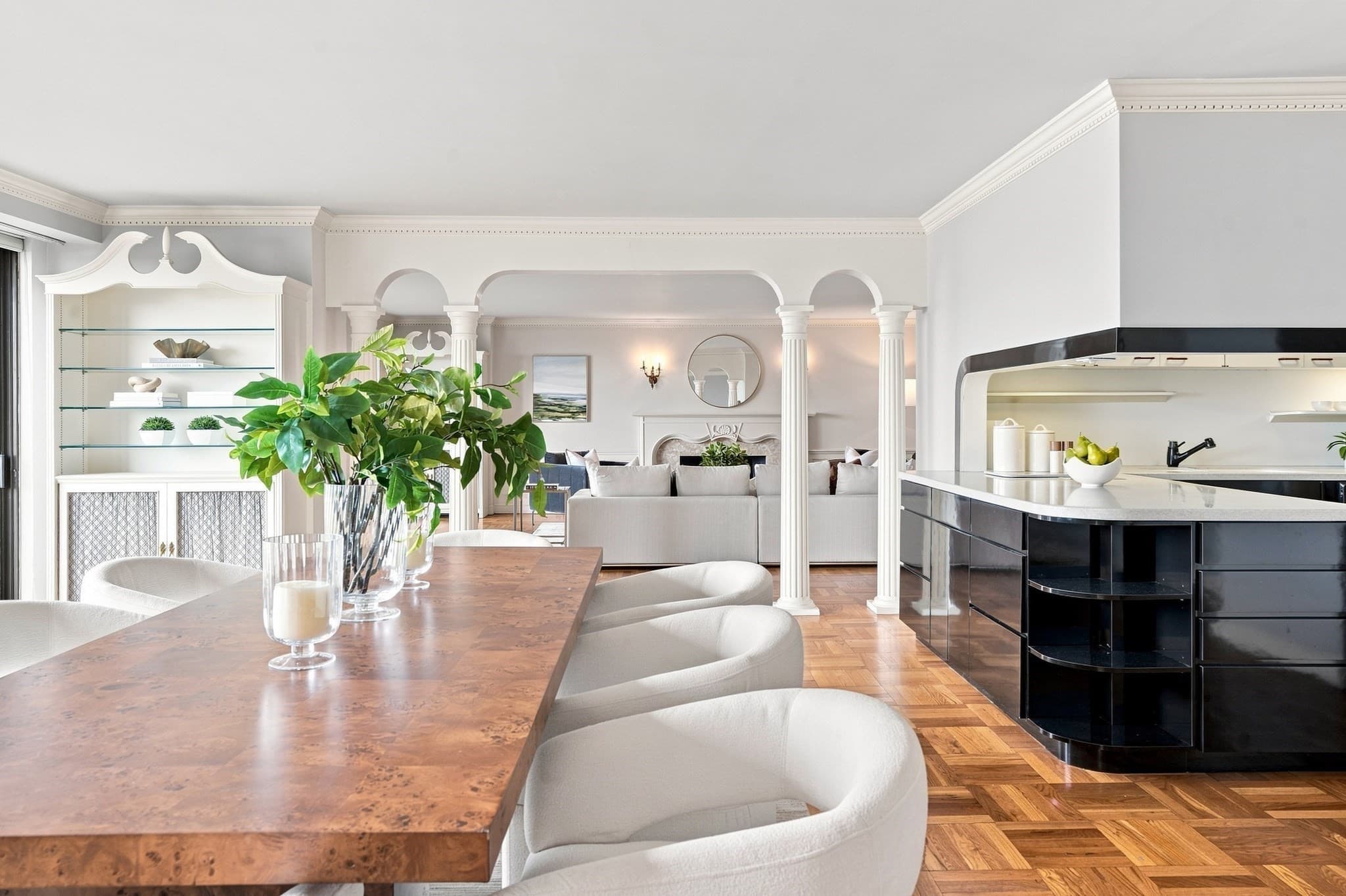 Condominium at 180 Beacon Street, Boston MA 02116, photo 15 of 42