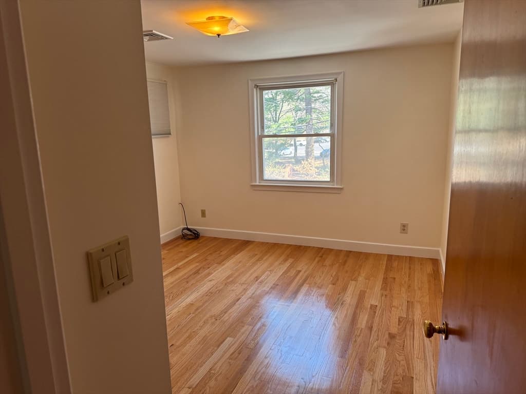 174 Forest, Waltham MA 02452 photo 5
