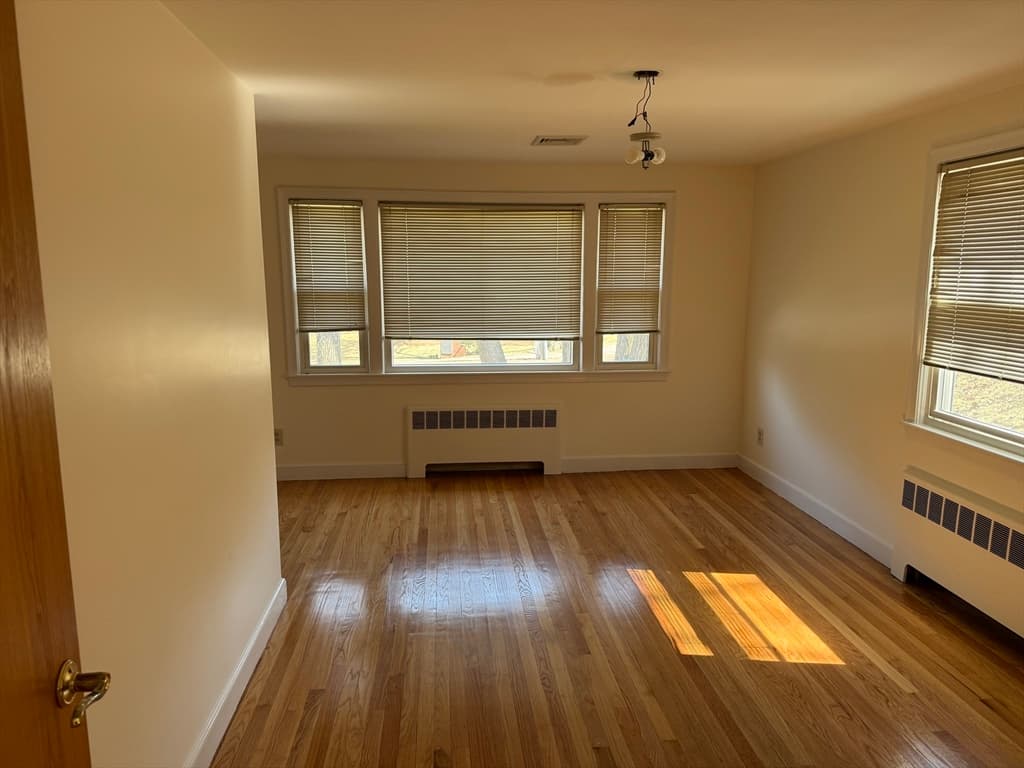 174 Forest, Waltham MA 02452 photo 9