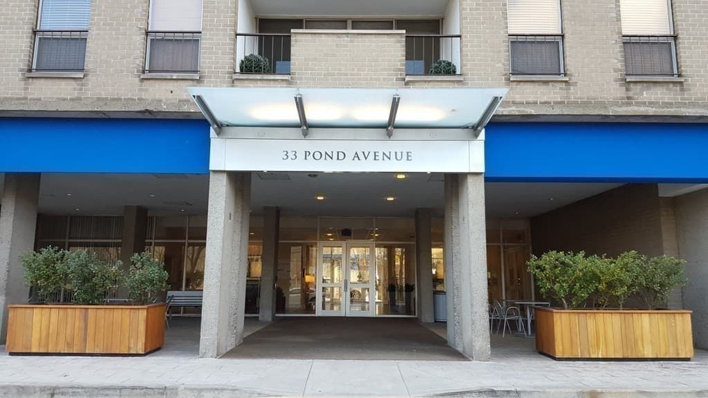 33 Pond Ave. # 915, Brookline MA 02445