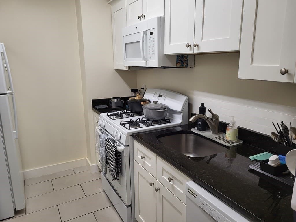 33 Pond Ave. # 915, Brookline MA 02445 photo 8