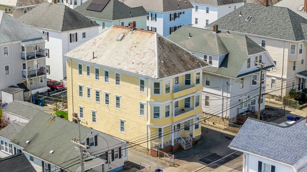 5+ Family - 5+ Units Side by Side at 104-106 Belleville Rd, New Bedford MA 02745, photo 26 of 27