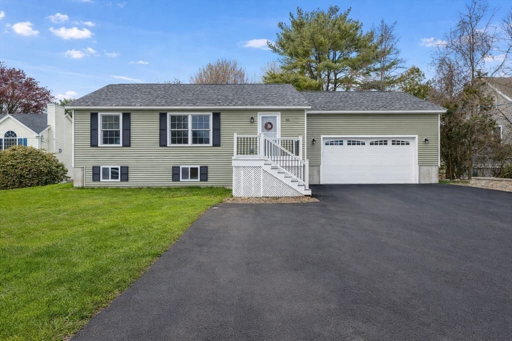 86 Ferry, Salisbury MA 01952